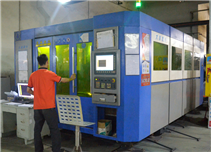 激光鐳射車(chē)間